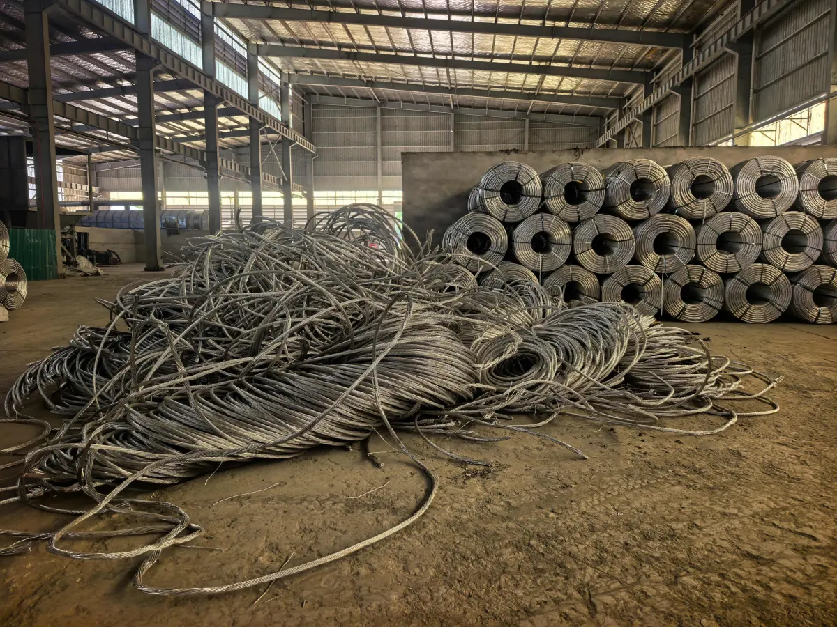 Horizontal Metal Baler
