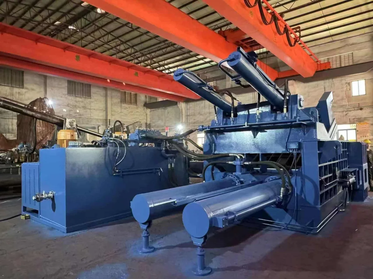 500T Side Push Type Metal Baler Commissioned in Poland image 2