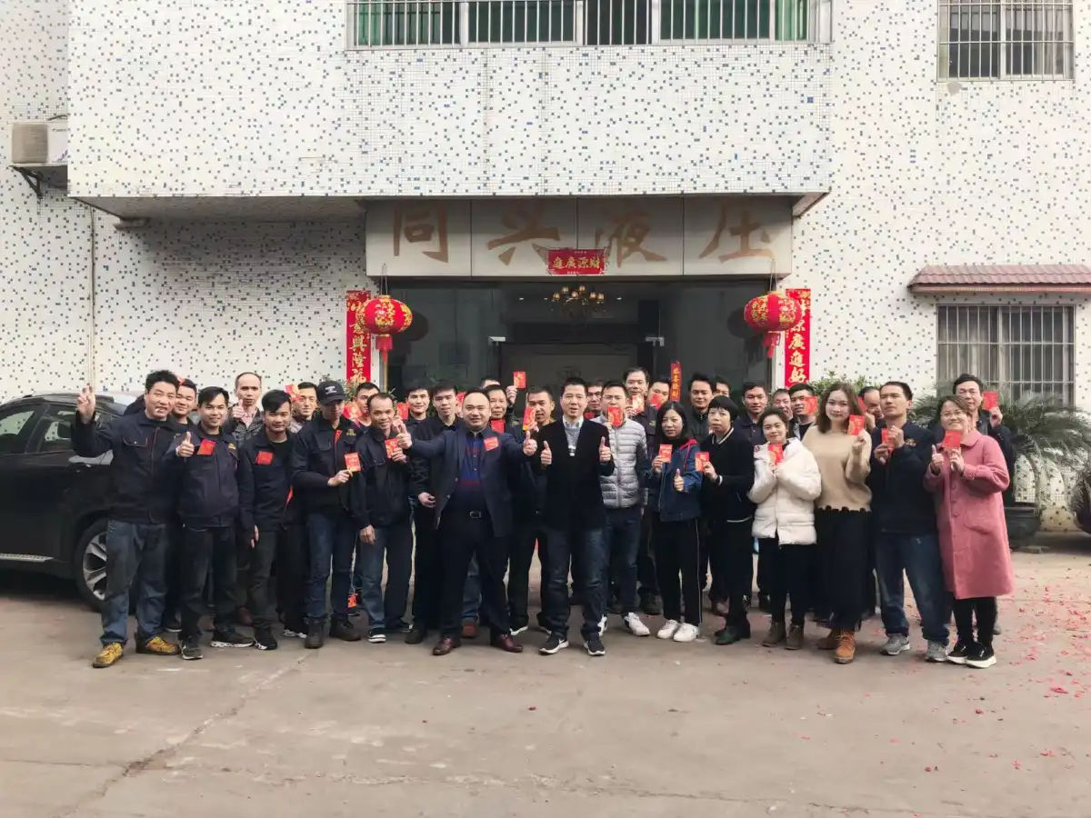 Foshan Tongxing Hydraulic Founded