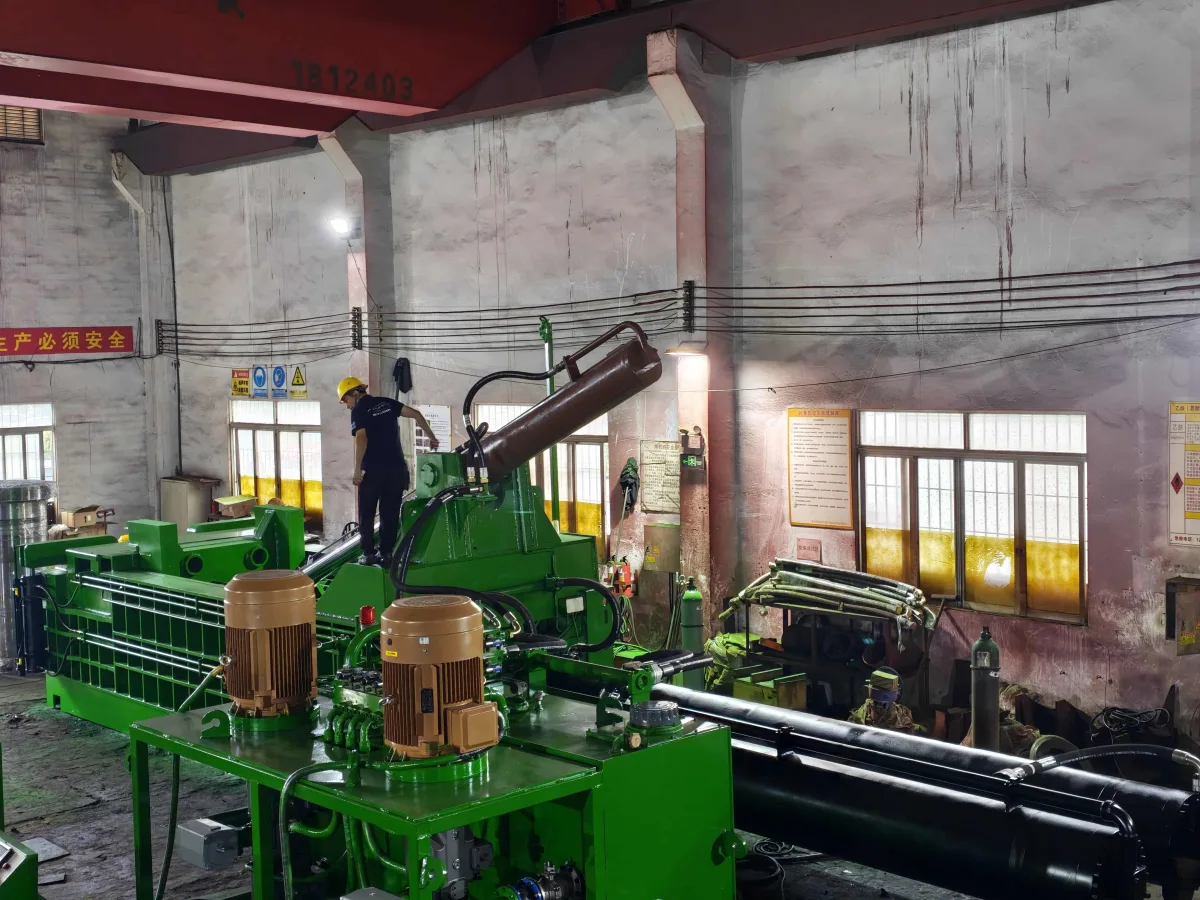 800T Horizontal Metal Baling Machine Commissioned in Japan image 10