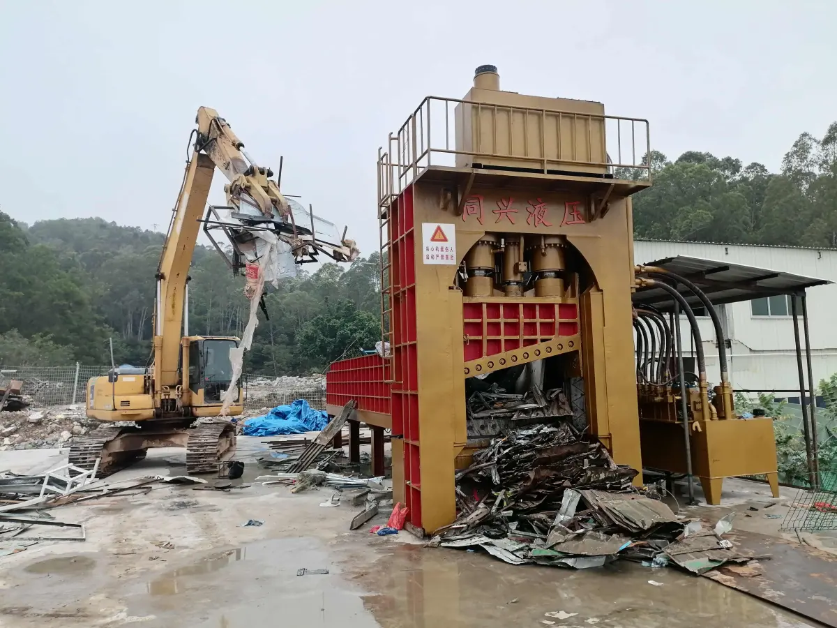 Fast Blade Change Hydraulic Gantry Shear | High-Speed Scrap Steel Cutting